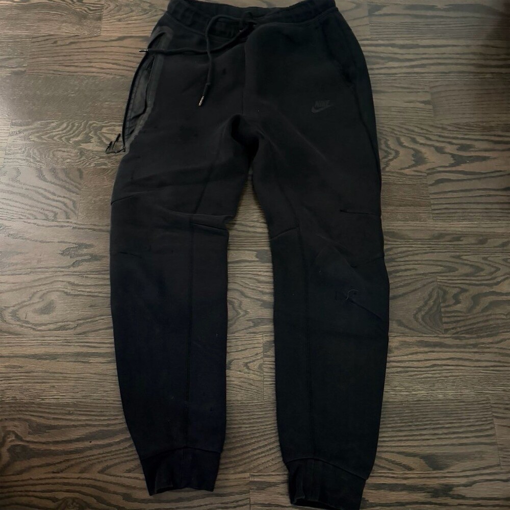 Nike Tech Fleece Jogger Pants Men's Size S Black Tapered Athleisure